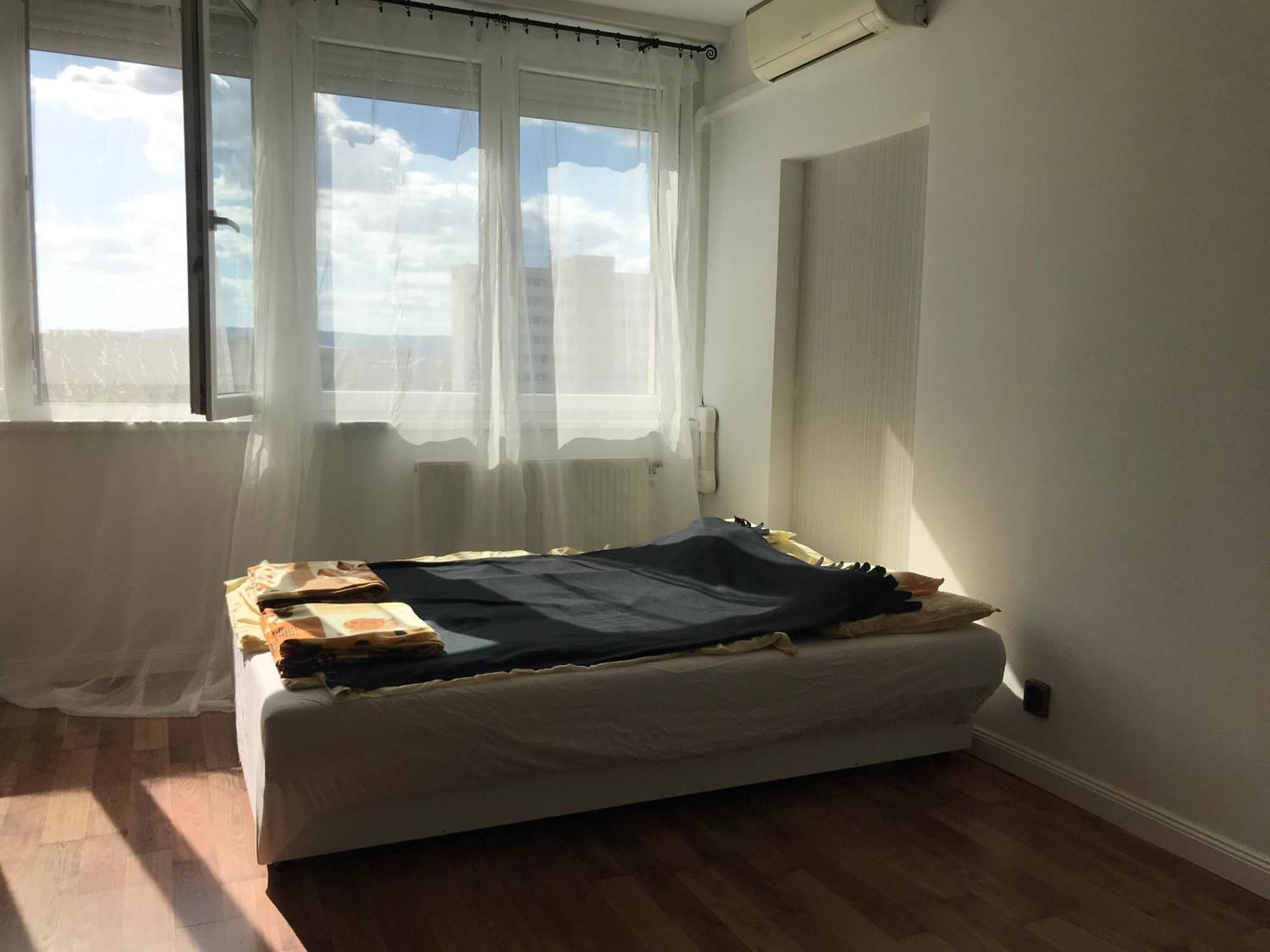 Appartement Pillango Parki Kis Lakas 15 Percre A Belvarostol Budapest